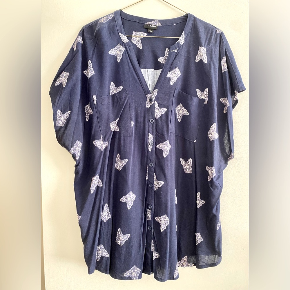 Torrid button-up super comfy! French bulldog blouse